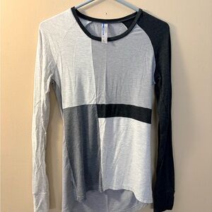 Mondetta Two-Tone Long Sleeve Tee